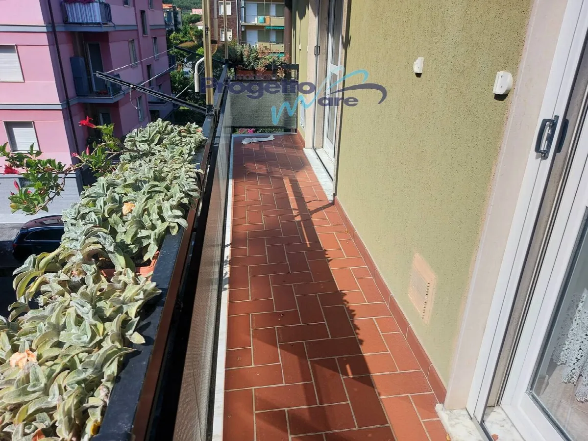 Appartamento Quadrilocale in vendita a Pietra Ligure, Soccorso - foto 5