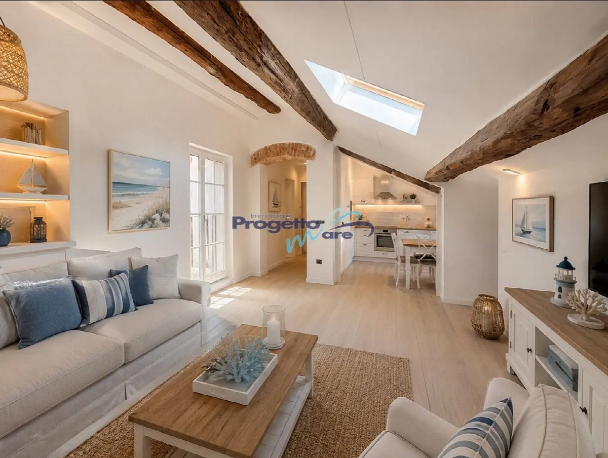 Appartamento Plurilocale in vendita a Finale Ligure, Finalborgo - foto 3