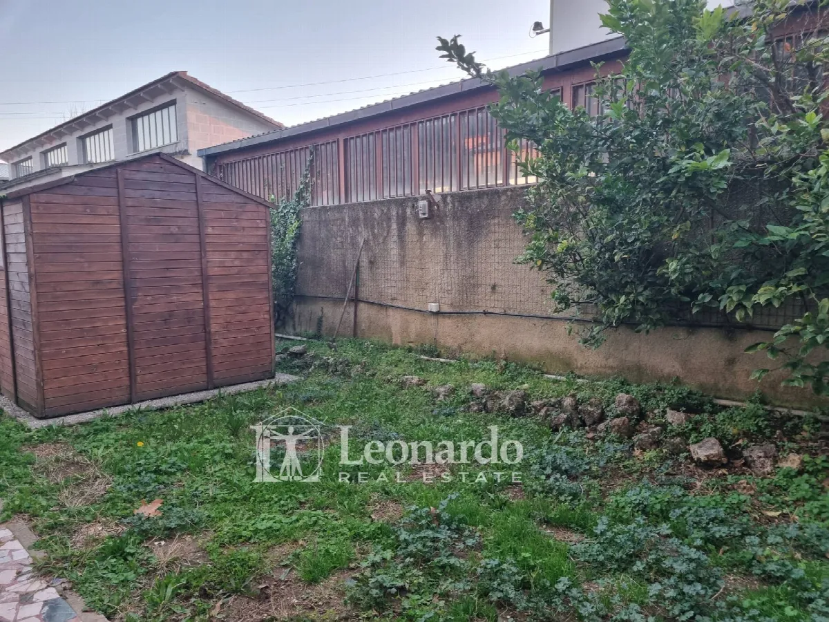 Appartamento in vendita a Pietrasanta, Centro Storico - foto 2