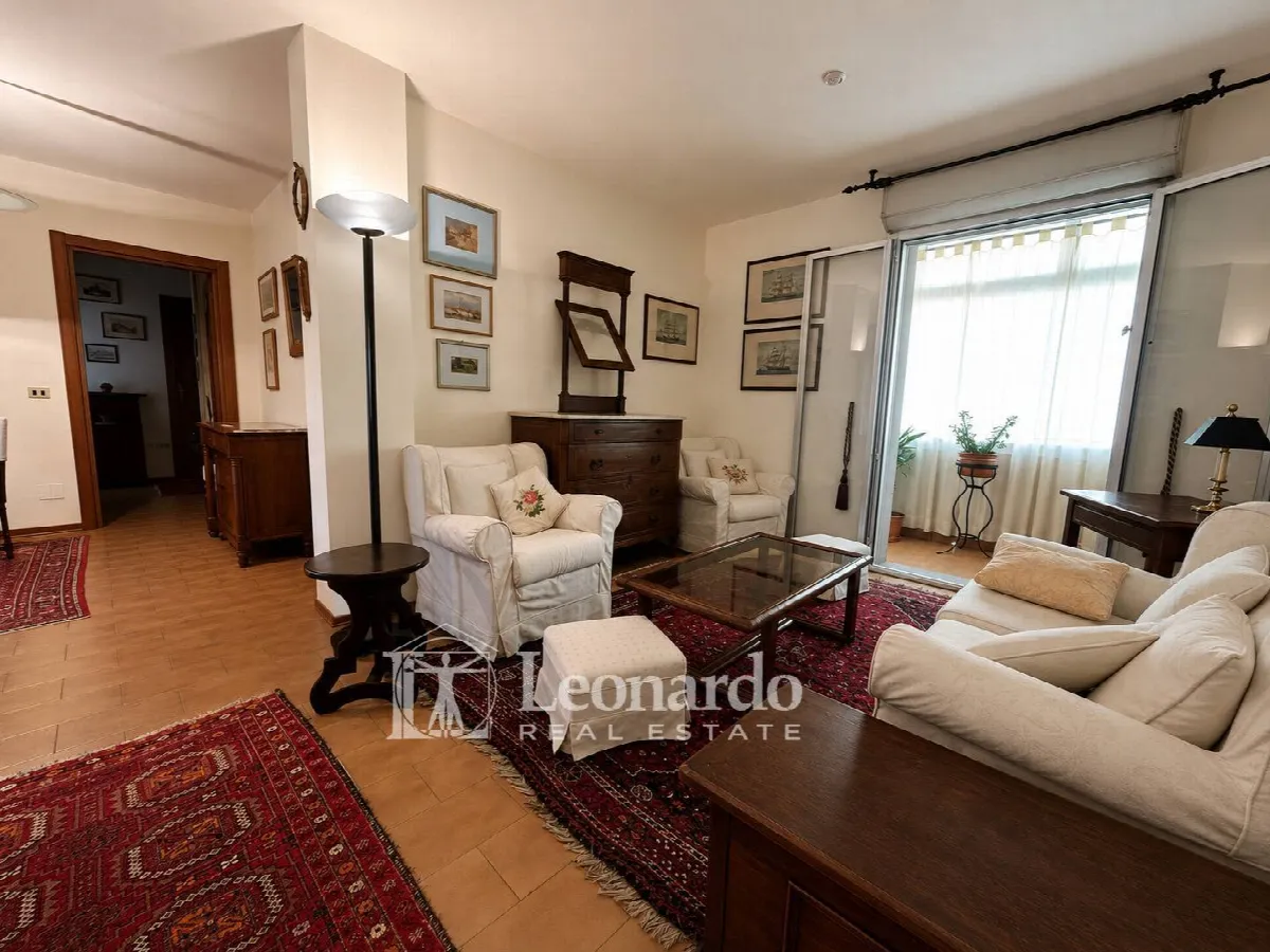 Appartamento in vendita a Viareggio, Campo d'aviazione - foto 1