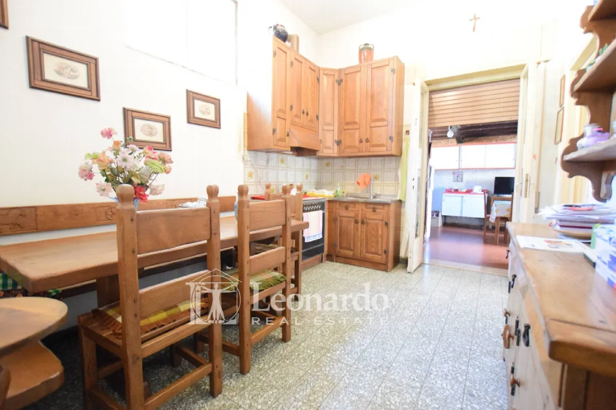 Appartamento indipendente in vendita a Viareggio, Varignano - foto 4