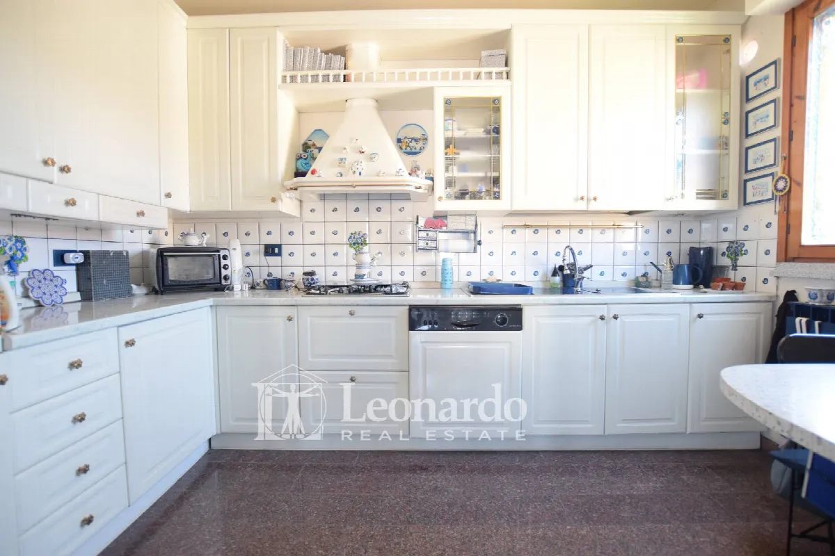Appartamento in vendita a Viareggio, Varignano - foto 4