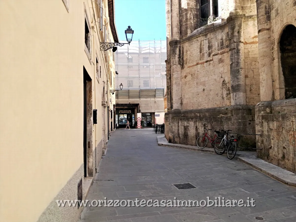 Appartamento in vendita a Ascoli Piceno, Centro Storico - foto 2