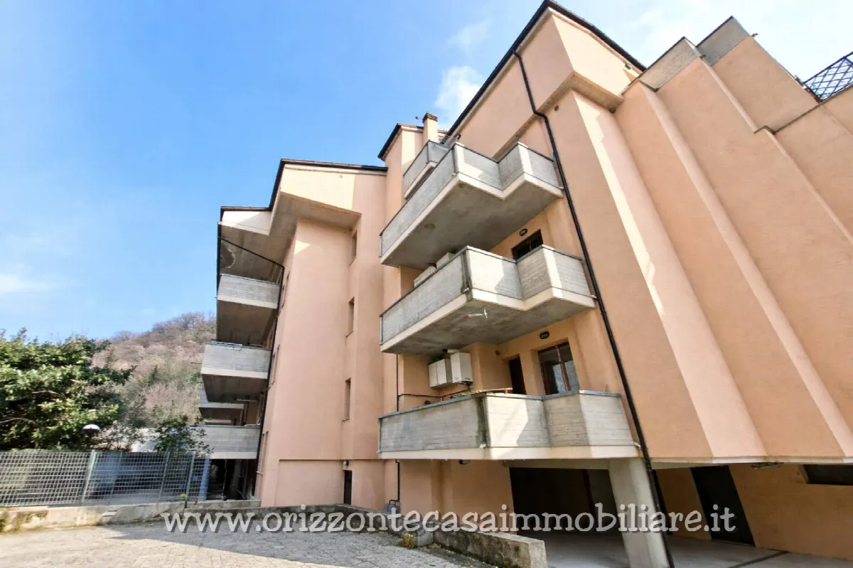 APPARTAMENTO CON MANSARDA in vendita a Acquasanta Terme - foto 2