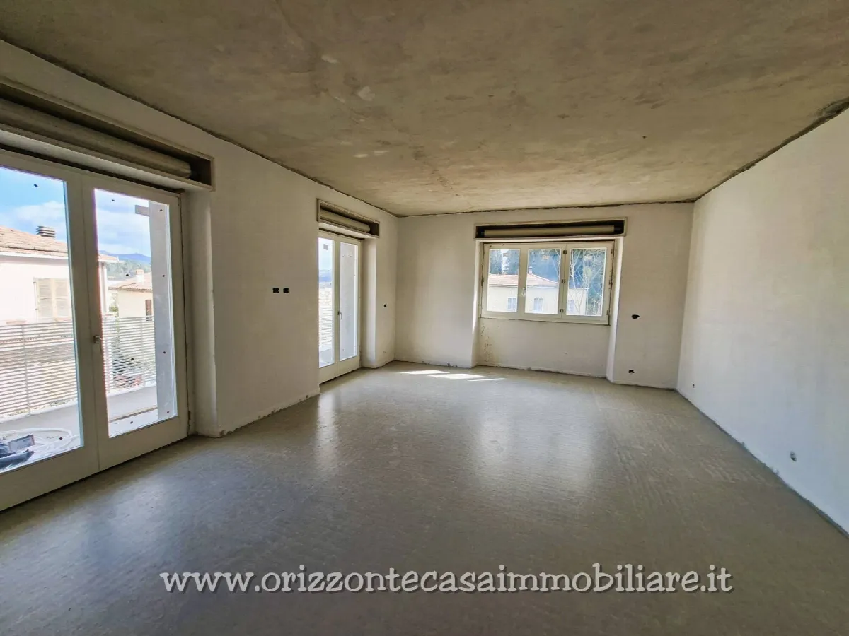 APPARTAMENTO CON GIARDINO in vendita a Ascoli Piceno, Centro Storico - foto 4