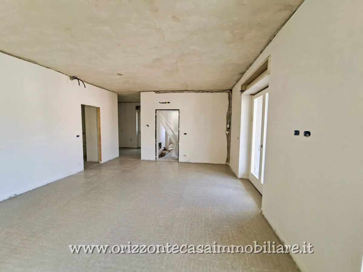 APPARTAMENTO CON GIARDINO in vendita a Ascoli Piceno, Centro Storico - foto 5