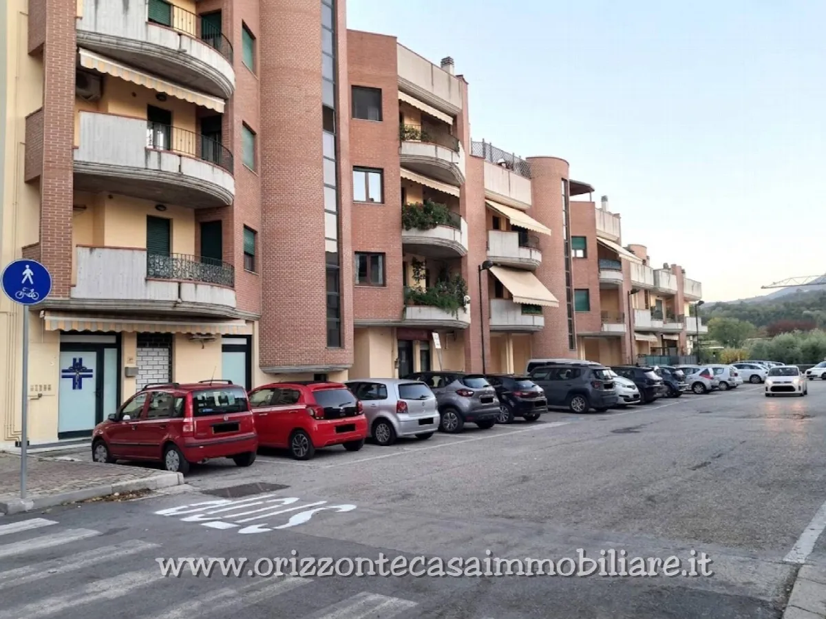 Appartamento in vendita a Ascoli Piceno, Monticelli - foto 2