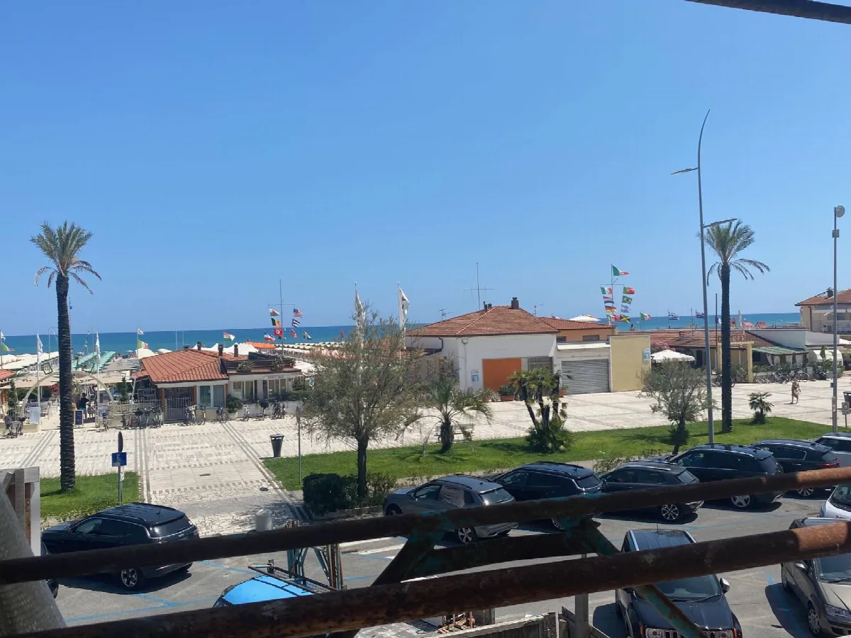 Appartamento in vendita a Camaiore, Lido di Camaiore - foto 1