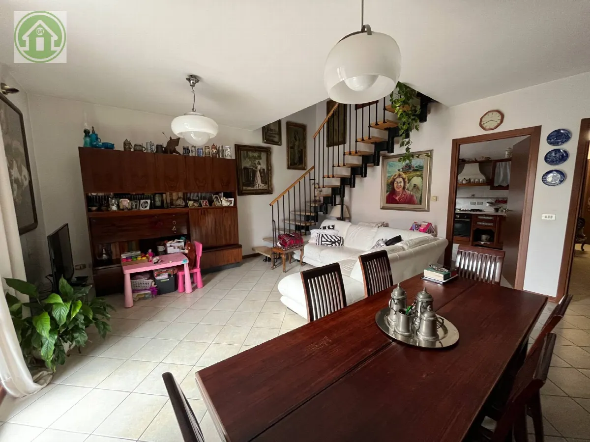 Appartamento con Giardino/Terrazzo in vendita a Pavullo nel Frignano, QuerciaGrossa - foto 1