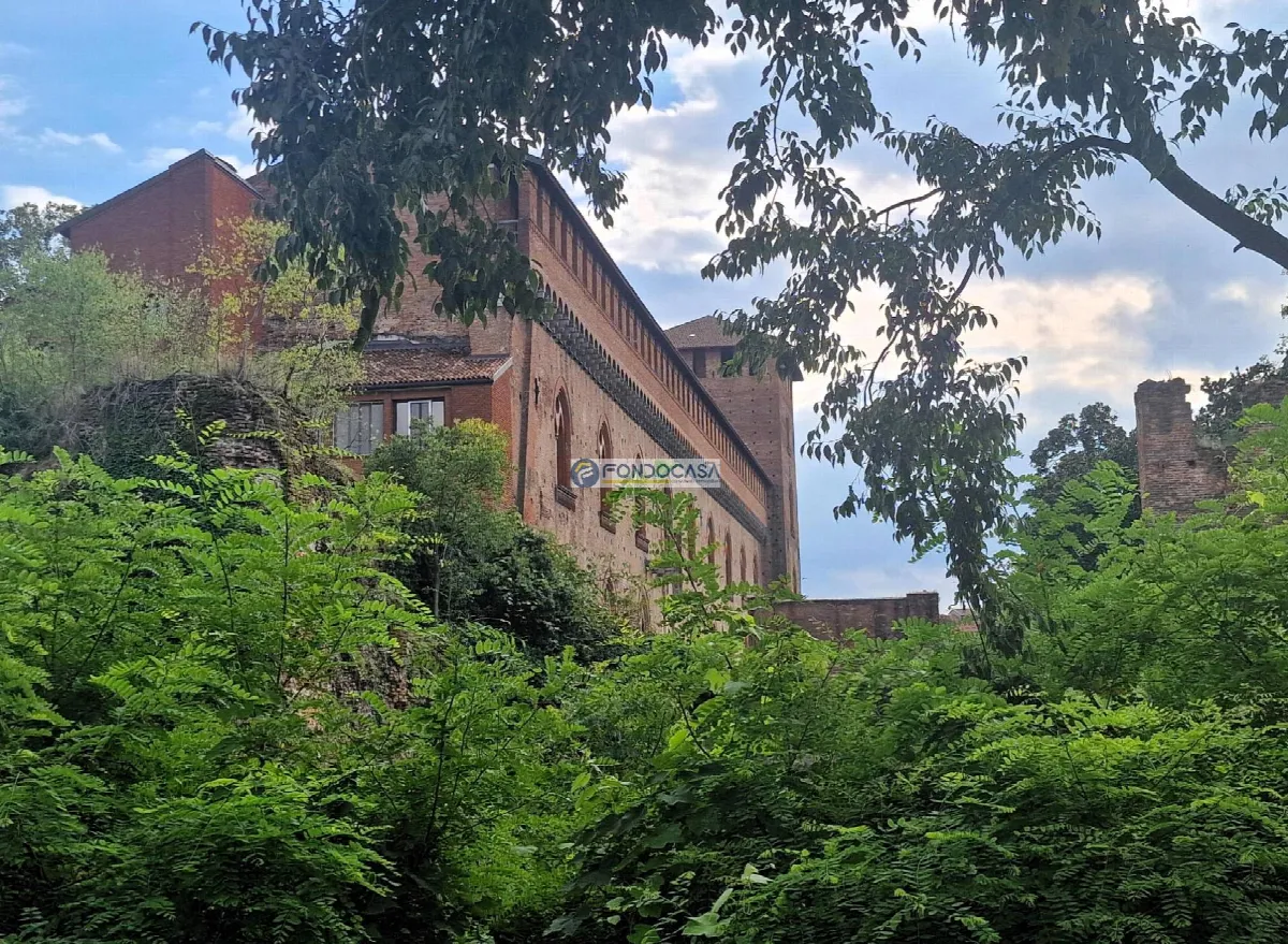 Appartamento in vendita a Pavia, Centro Storico - foto 2