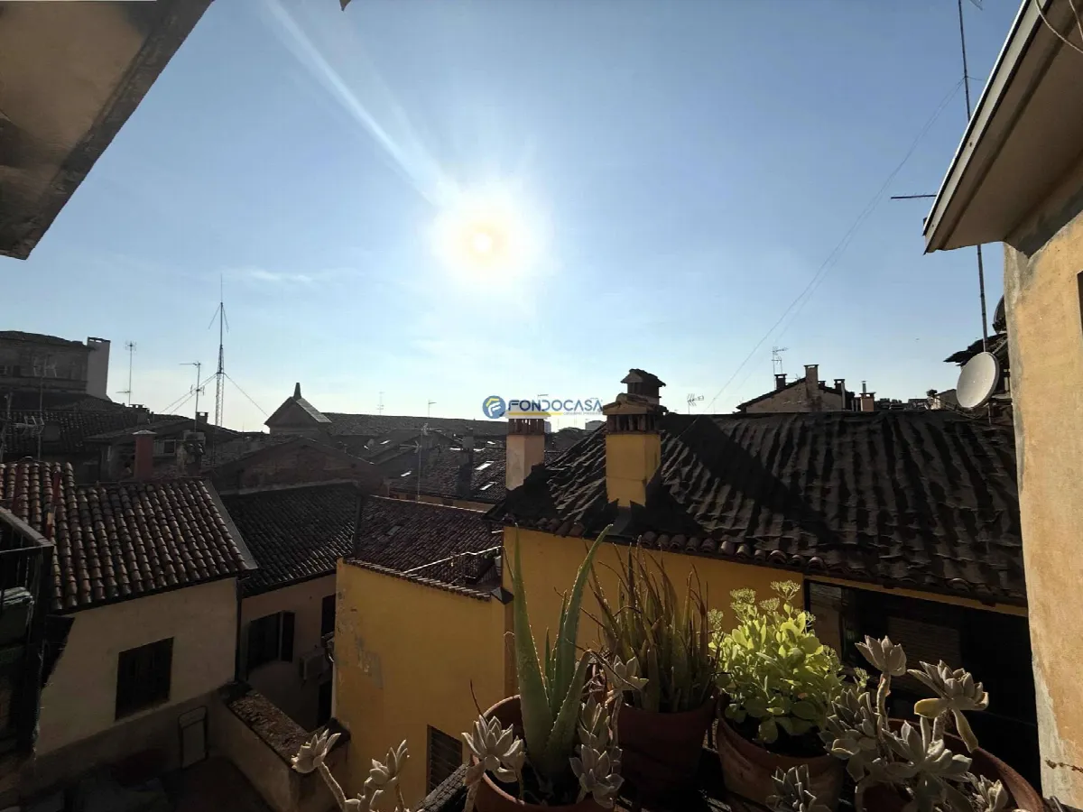 Appartamento in vendita a Pavia, Centro Storico - foto 9