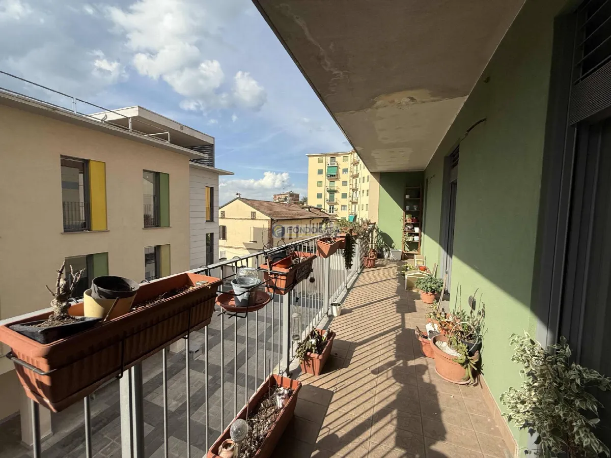 Appartamento in vendita a Pavia, Centro Storico - foto 5