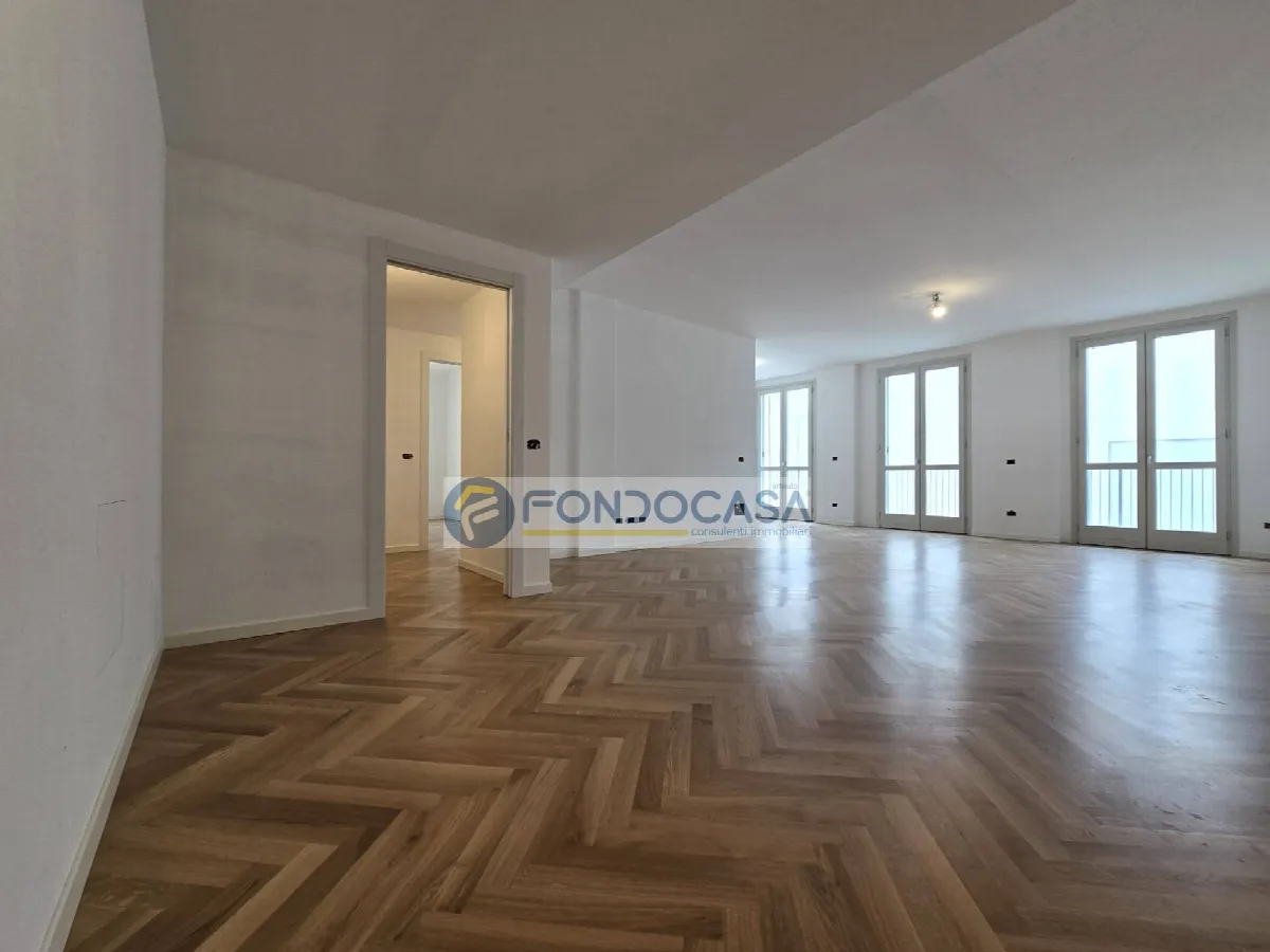 Appartamento in vendita a Pavia, Centro Storico - foto 2