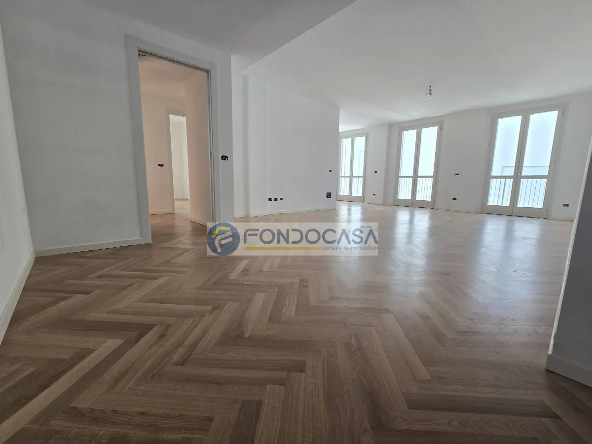 Appartamento in vendita a Pavia, Centro Storico - foto 3
