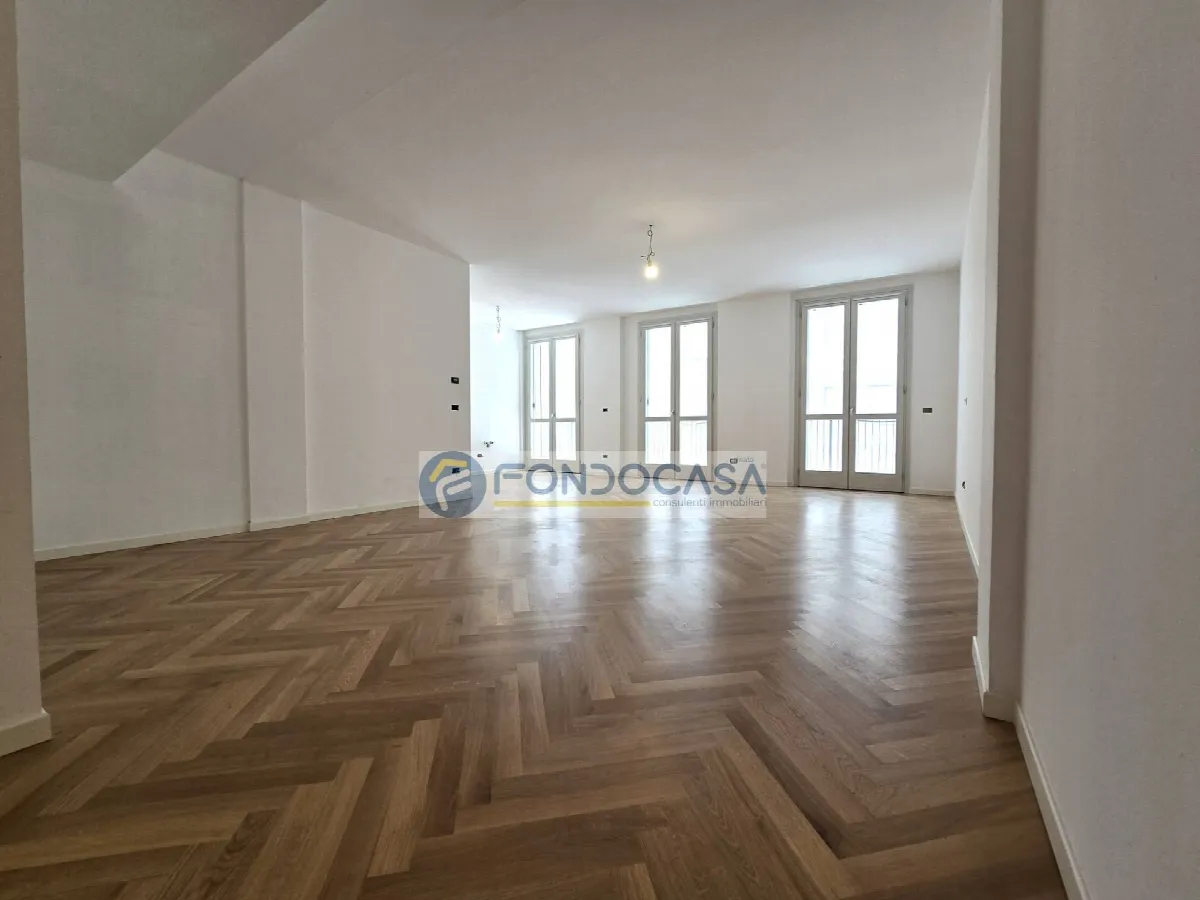 Appartamento in vendita a Pavia, Centro Storico - foto 2