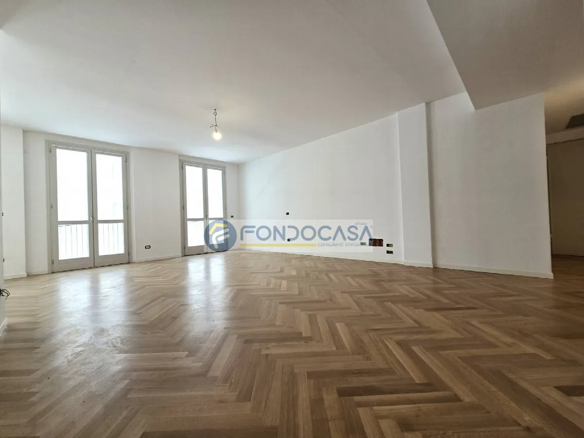 Appartamento in vendita a Pavia, Centro Storico - foto 5