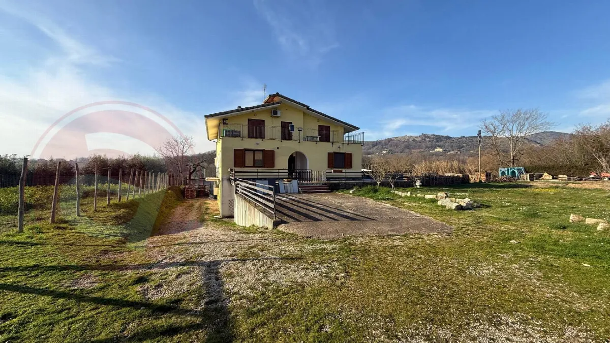 Appartamento in vendita a Colfelice - foto 1