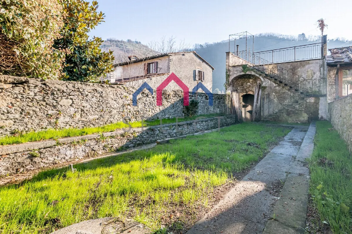 Appartamento in vendita a Borgo a Mozzano, capoluogo - foto 4