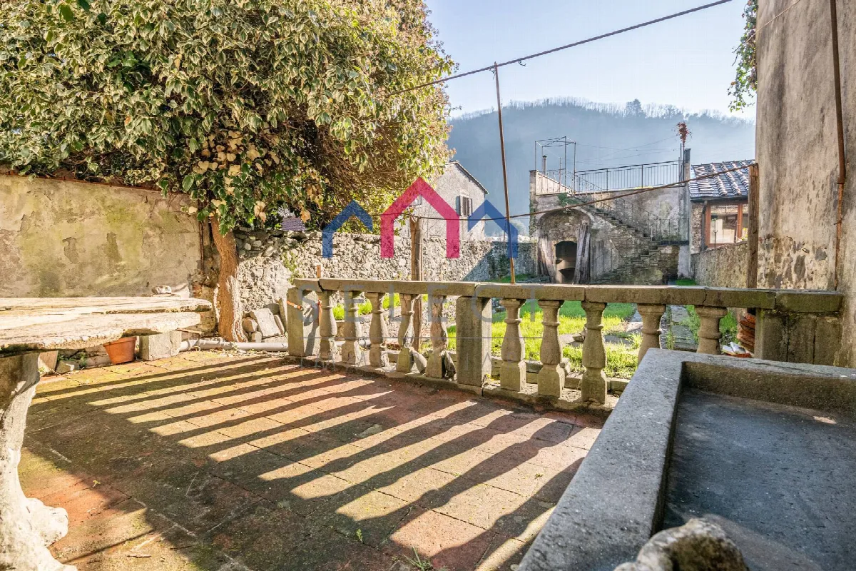 Appartamento in vendita a Borgo a Mozzano, capoluogo - foto 6