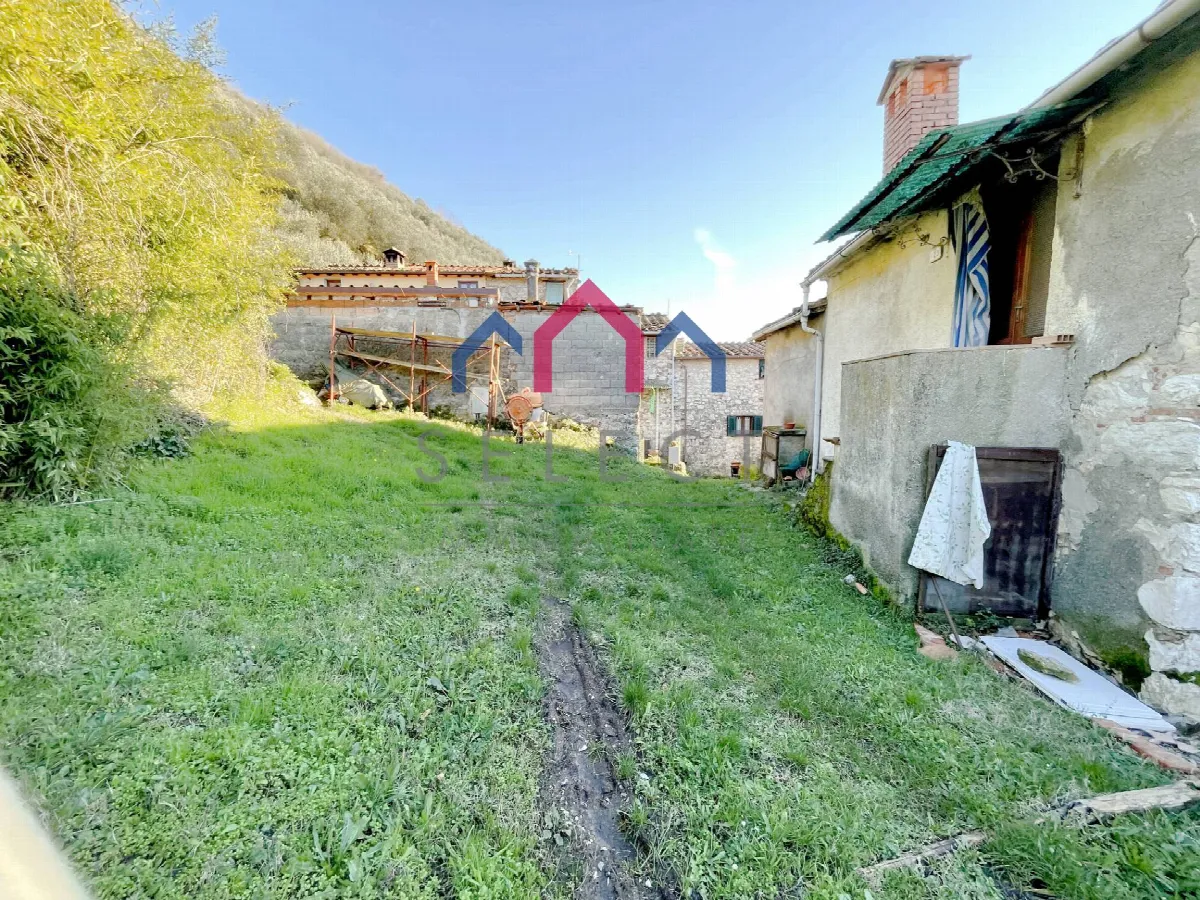 Appartamento indipendente in vendita a Borgo a Mozzano, Domazzano - foto 7