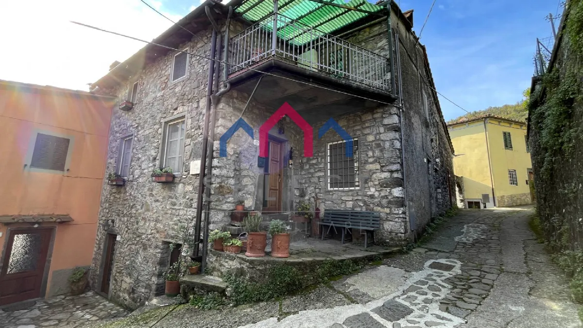 Appartamento indipendente in vendita a Borgo a Mozzano, Cune - foto 2