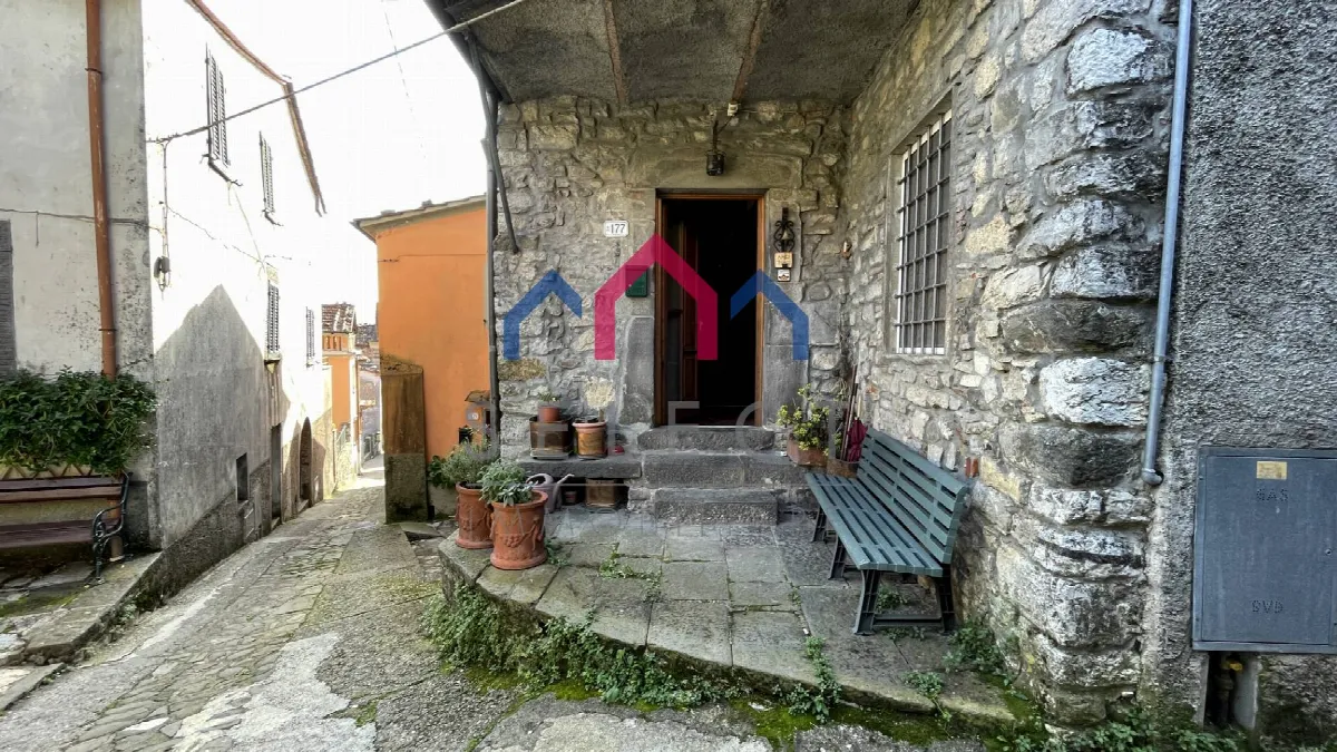Appartamento indipendente in vendita a Borgo a Mozzano, Cune - foto 4