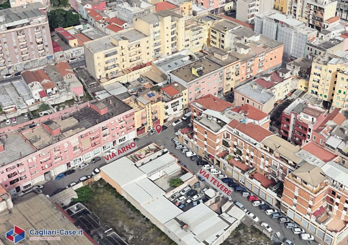 Appartamento in vendita a Cagliari, Is Mirrionis - foto 1