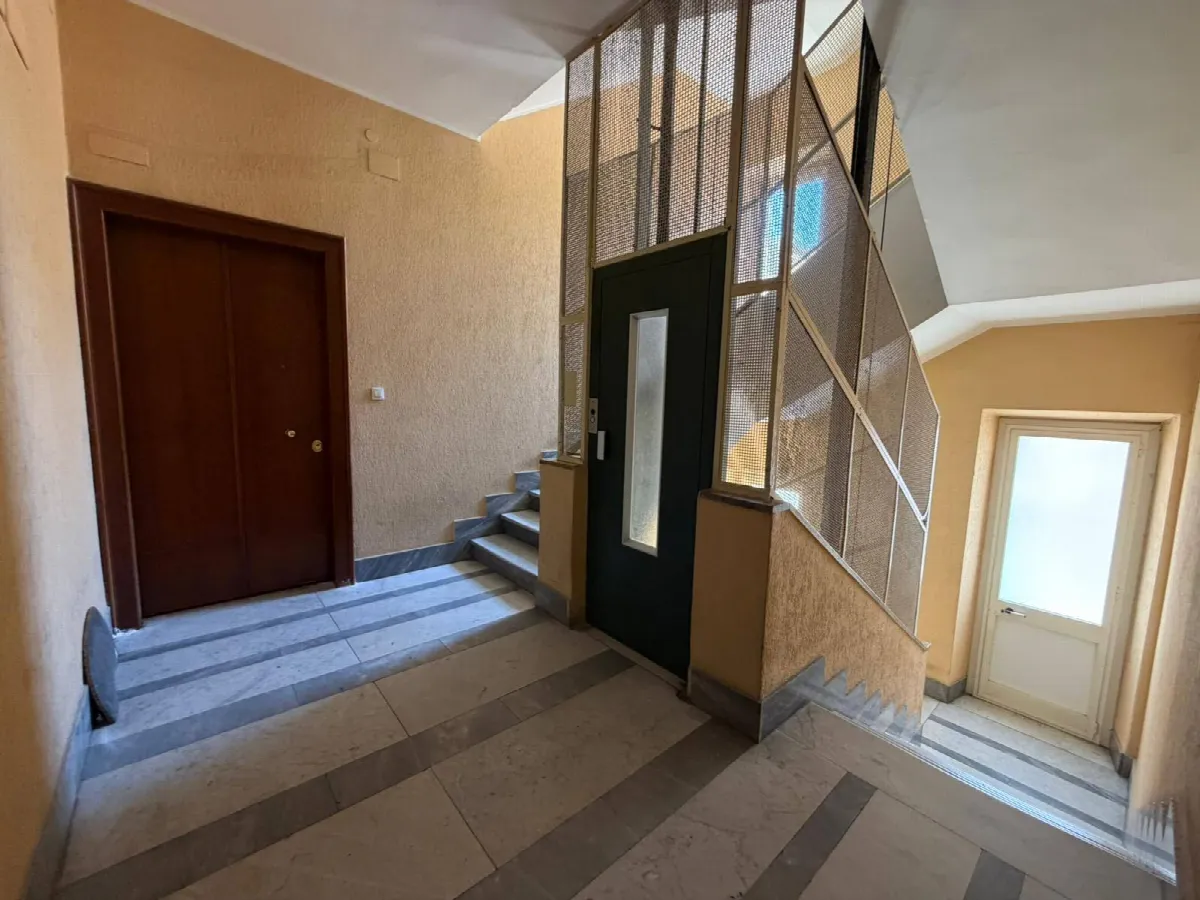 Appartamento in vendita a Cagliari, Centro - foto 2