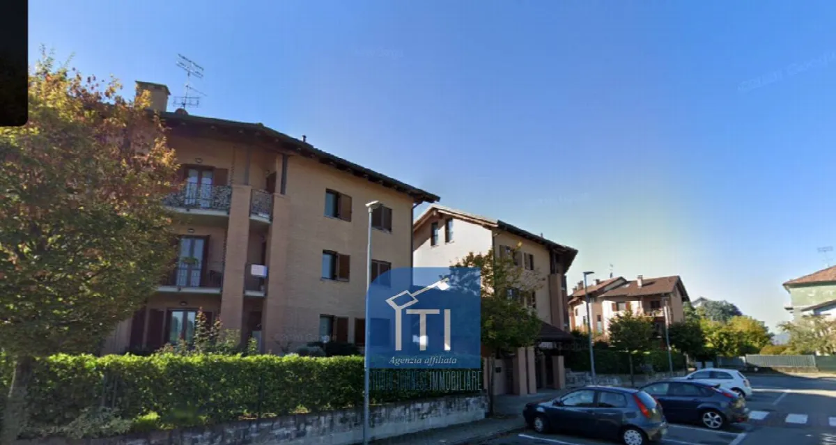 APPARTAMENTO + DI 4 LOCALI in vendita a Chivasso - foto 1