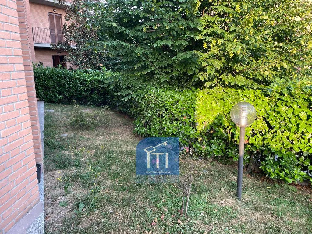 APPARTAMENTO + DI 4 LOCALI in vendita a Chivasso - foto 2