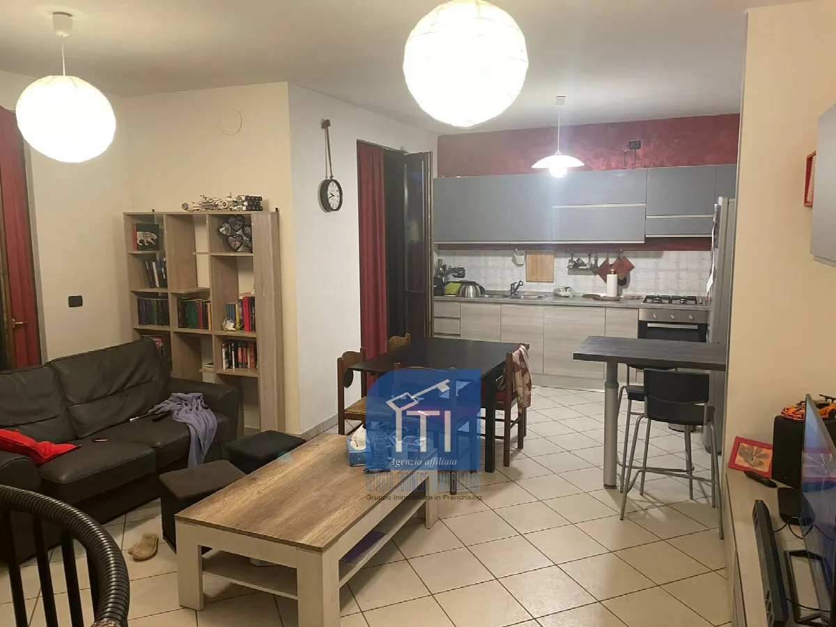 APPARTAMENTO + DI 4 LOCALI in vendita a Chivasso - foto 3