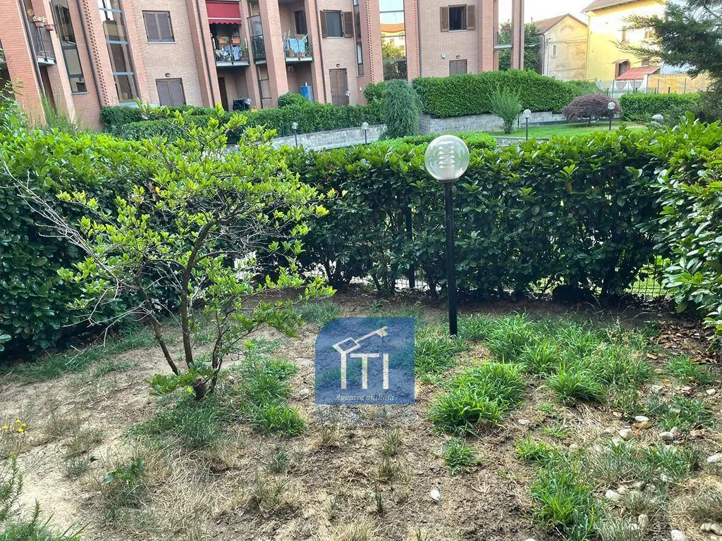 APPARTAMENTO + DI 4 LOCALI in vendita a Chivasso - foto 5