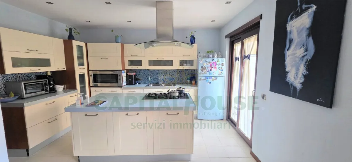 Appartamento in vendita a Caserta, Caserta Ferrarecce - foto 3