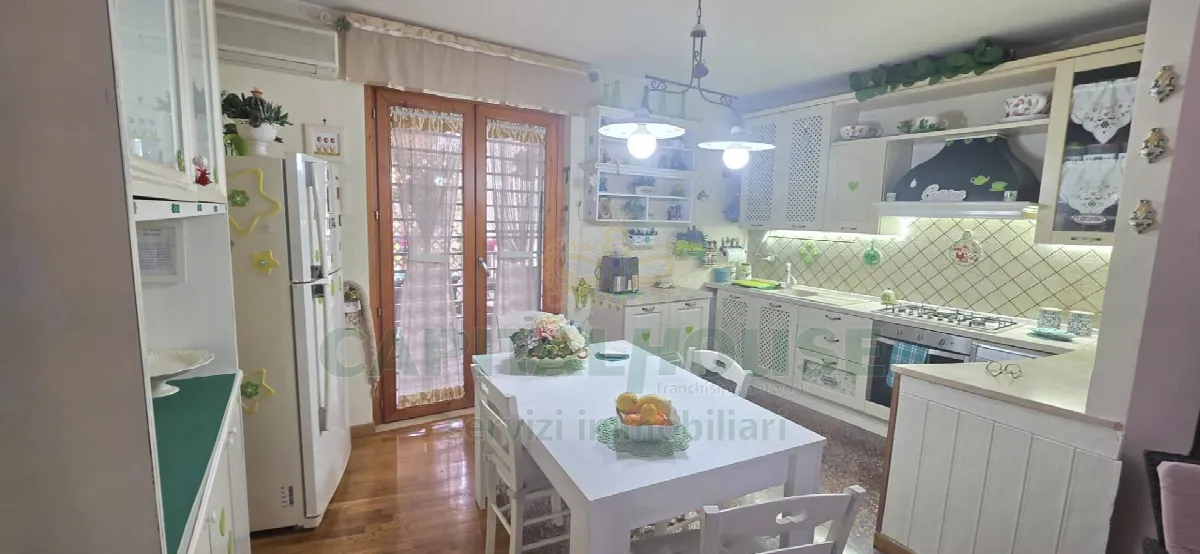 Appartamento in vendita a Caserta, Lincoln - foto 7