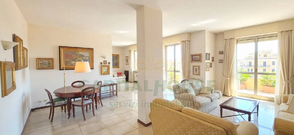 Appartamento in vendita a Caserta, Centro - foto 2