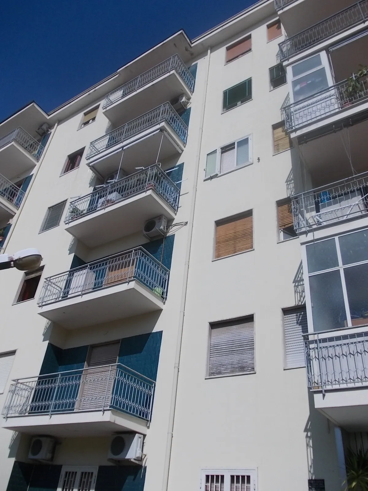 APPARTAMENTO + DI 4 LOCALI in vendita a Sant'Antimo - foto 4