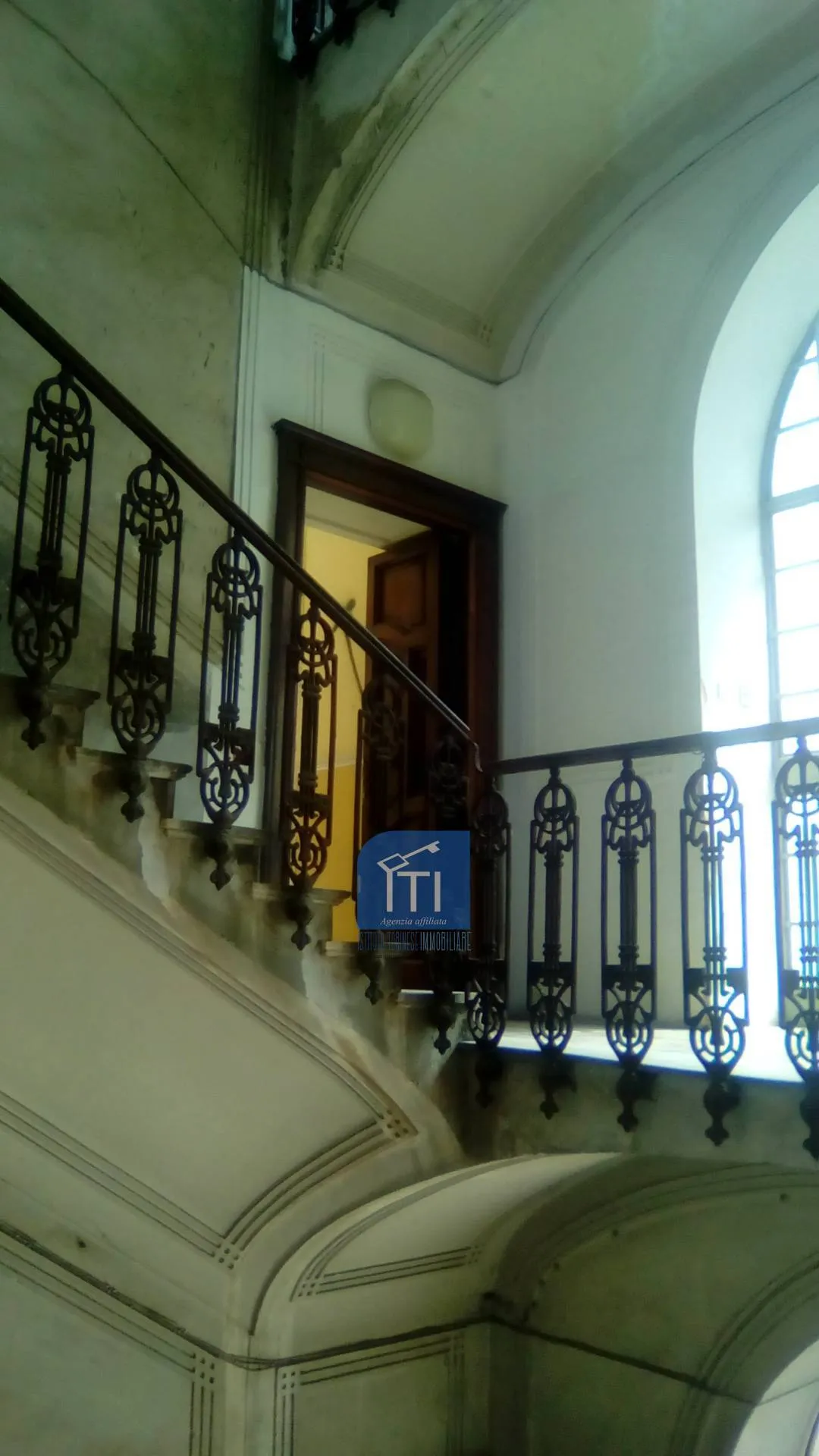 APPARTAMENTO + DI 4 LOCALI in vendita a Sant'Antimo - foto 1