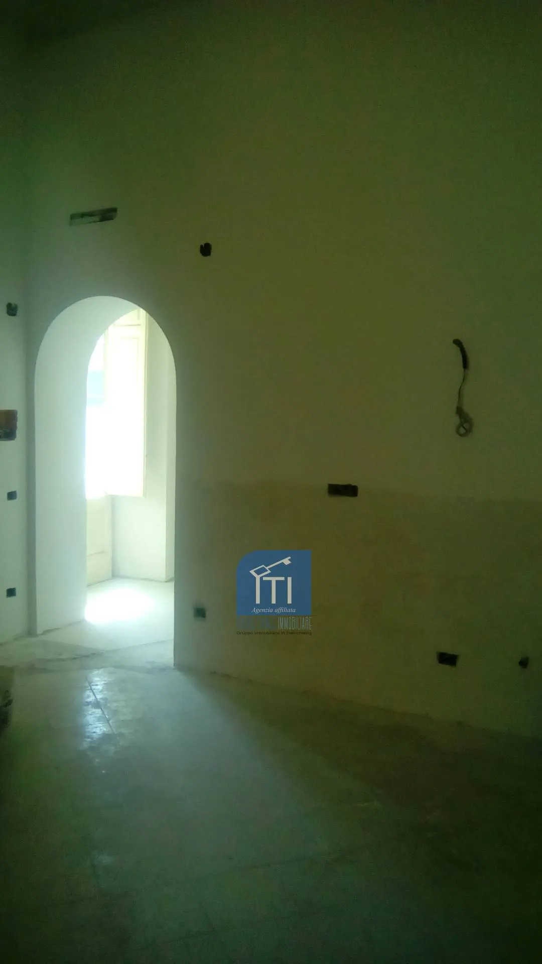 APPARTAMENTO + DI 4 LOCALI in vendita a Sant'Antimo - foto 2