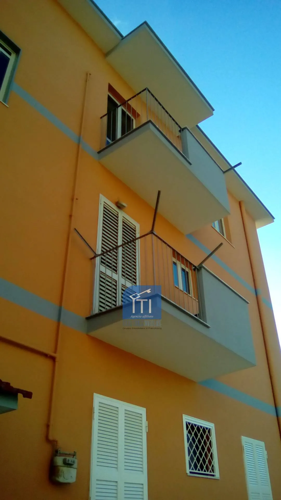 APPARTAMENTO + DI 4 LOCALI in vendita a Sant'Antimo - foto 1
