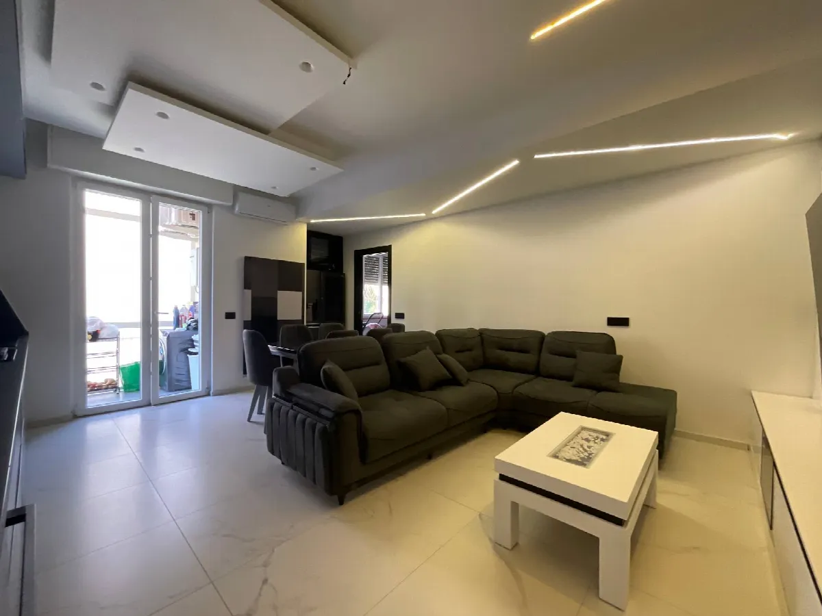 Appartamento in vendita a Savona, Via Mignone - foto 2