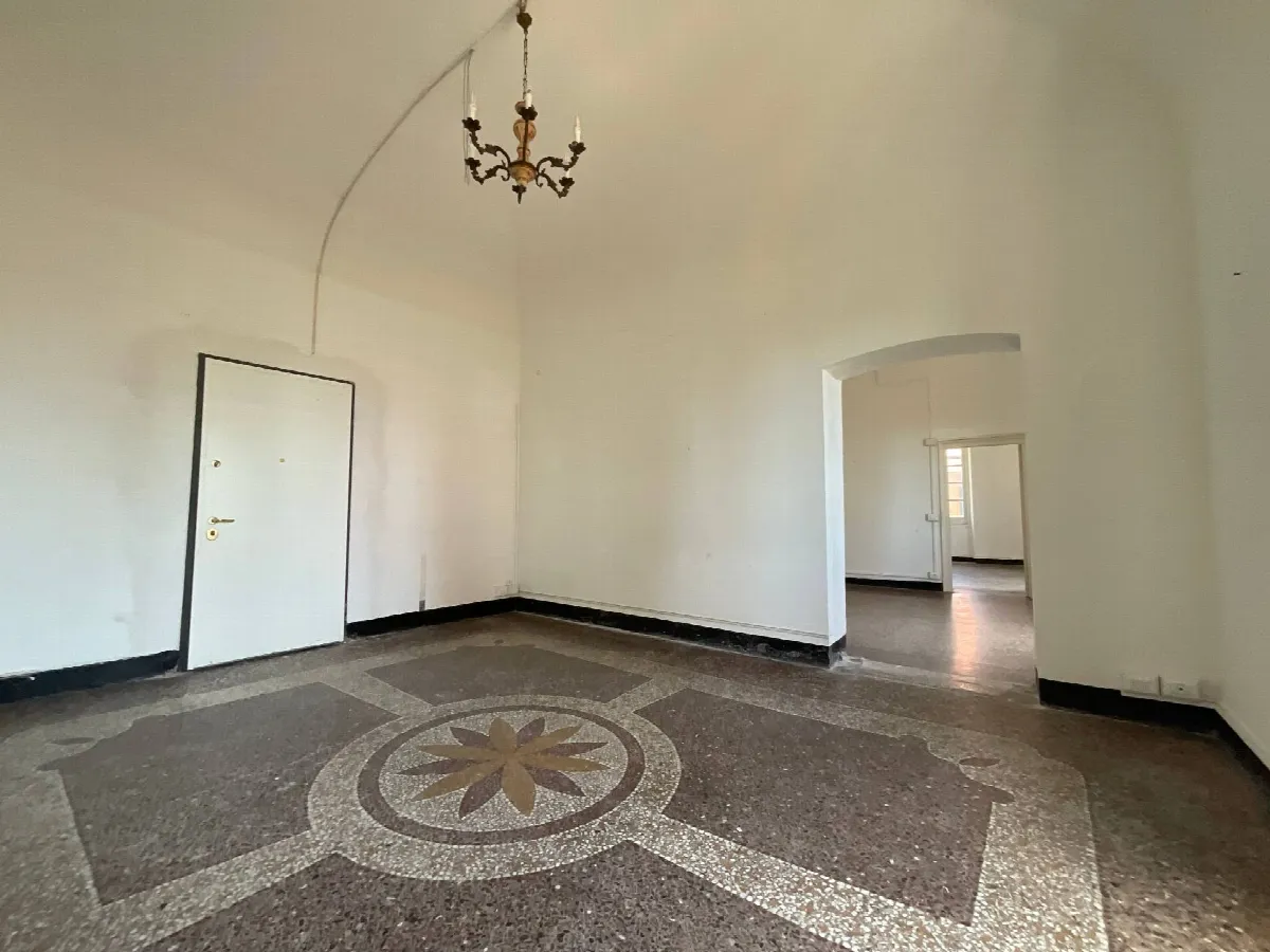 Appartamento in vendita a Savona, Centro - foto 2