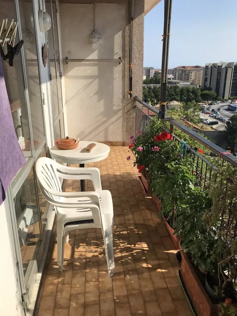 Appartamento in vendita a Savona, Oltreletimbro - foto 1