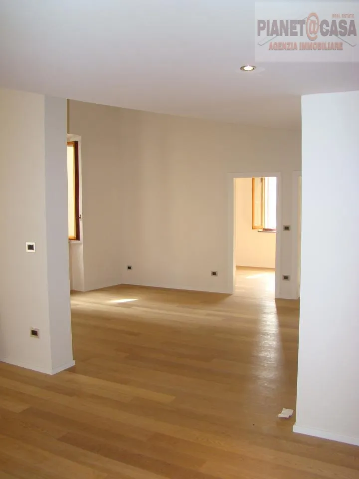 Appartamento in vendita a Ascoli Piceno, CENTRO - foto 2