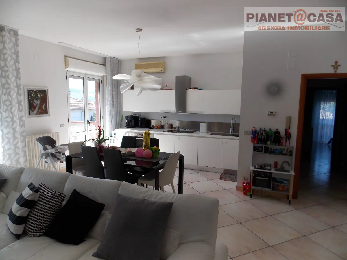 Appartamento in vendita a Spinetoli, PAGLIARE DEL TRONTO - foto 4