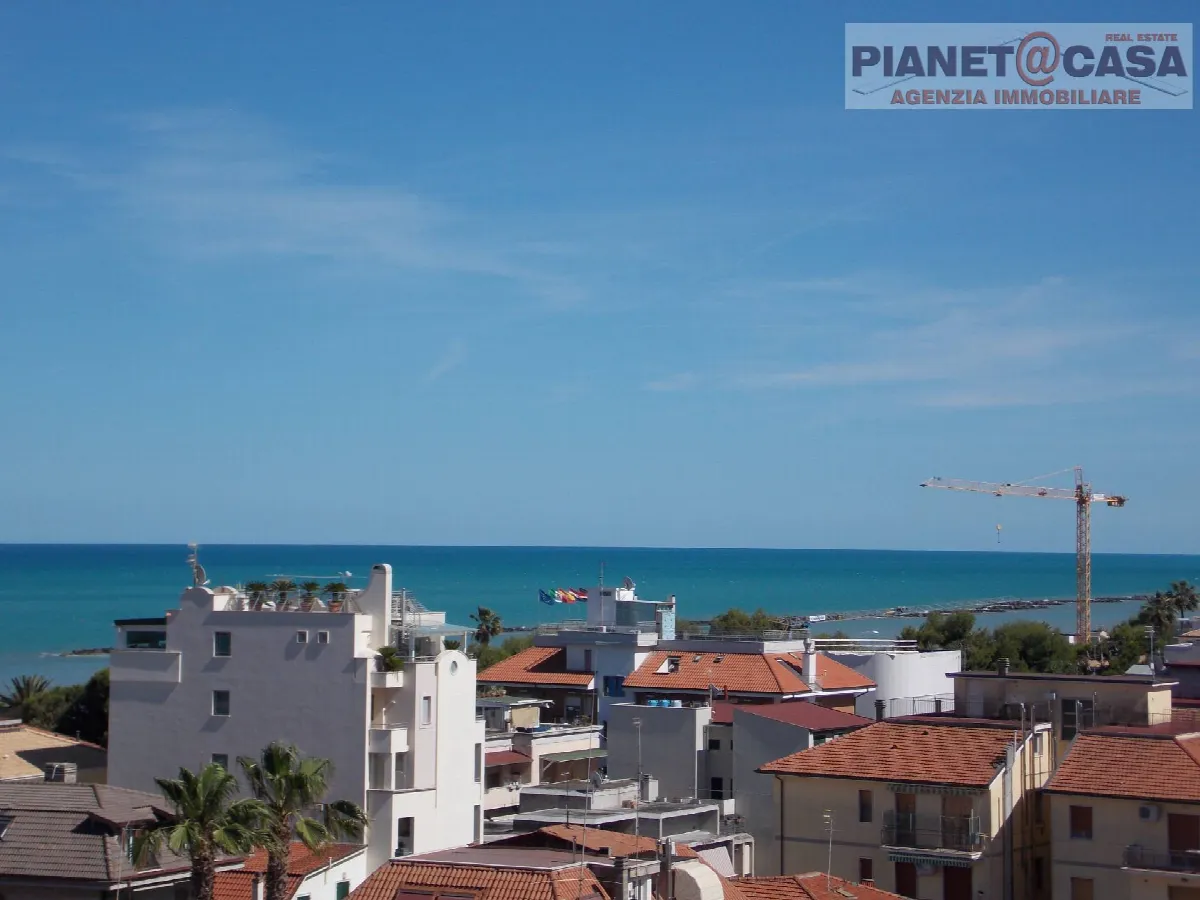 Appartamento in vendita a San Benedetto del Tronto, LUNGOMARE NORD - foto 8