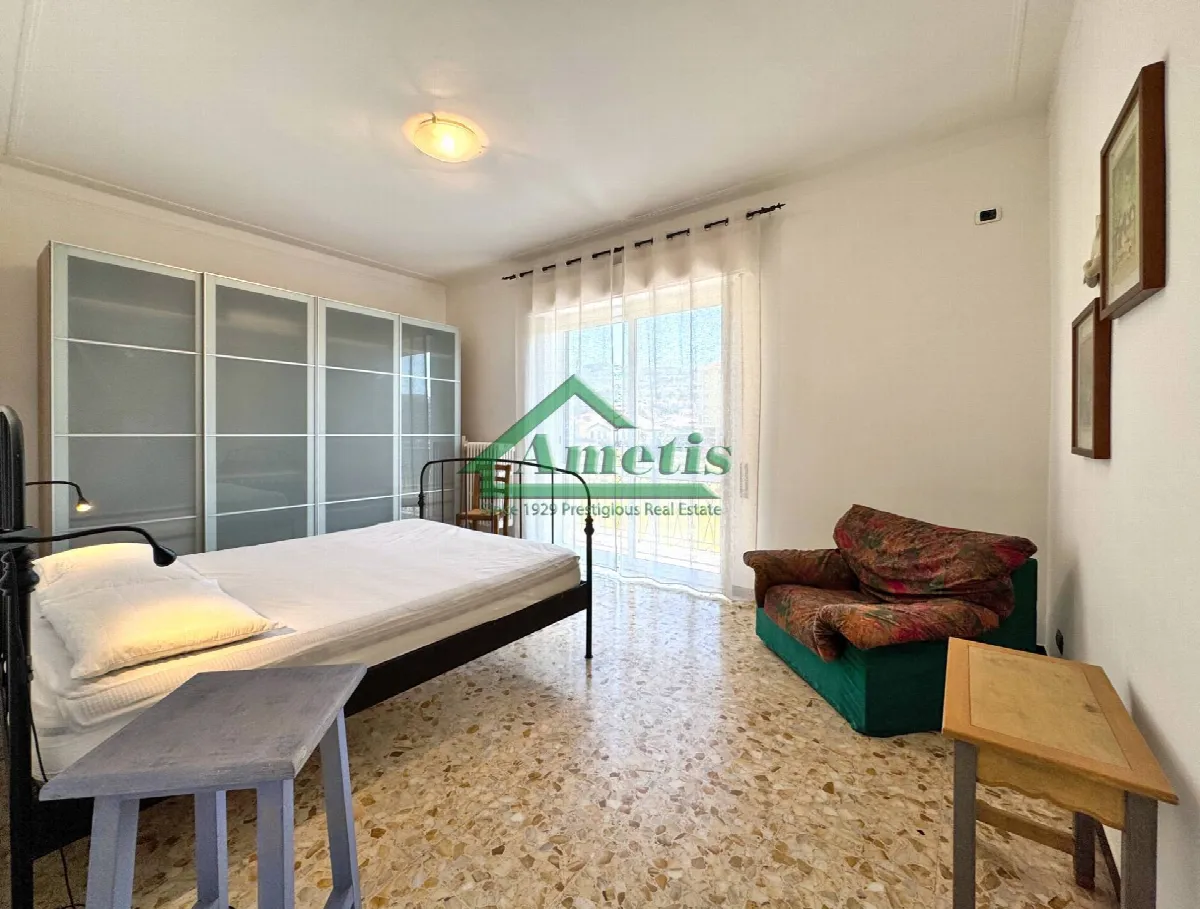 Appartamento in vendita a Imperia, Oneglia centro - foto 3