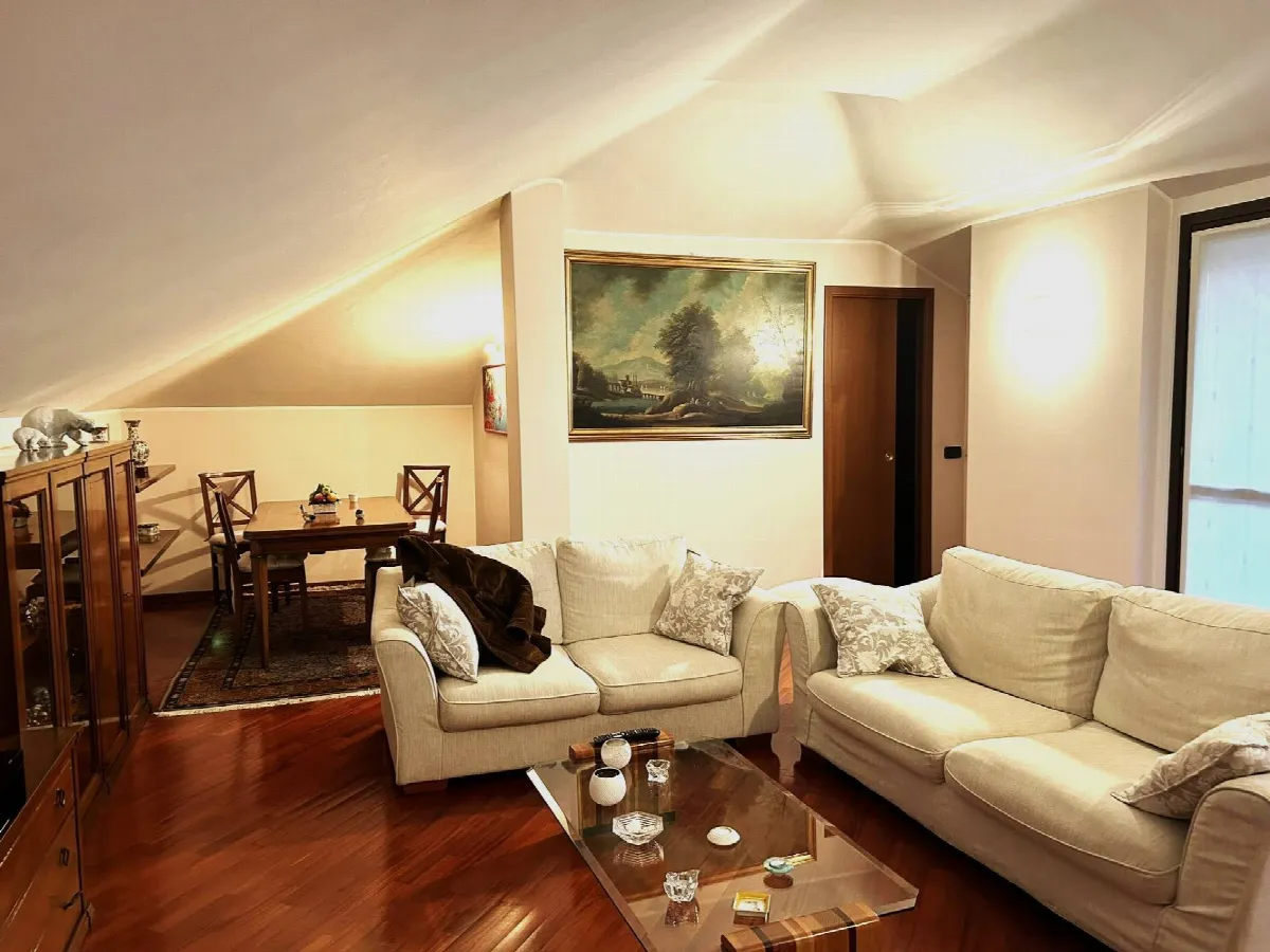 Appartamento 3 Locali in vendita a Legnano, Flora - foto 1