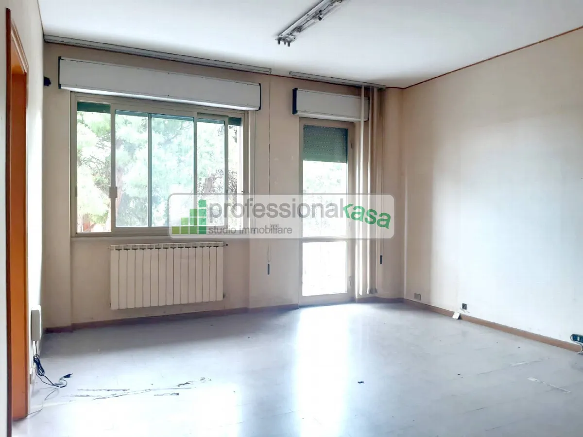 Appartamento con ingresso indipendente in vendita a San Salvo, San Salvo Paese - foto 3
