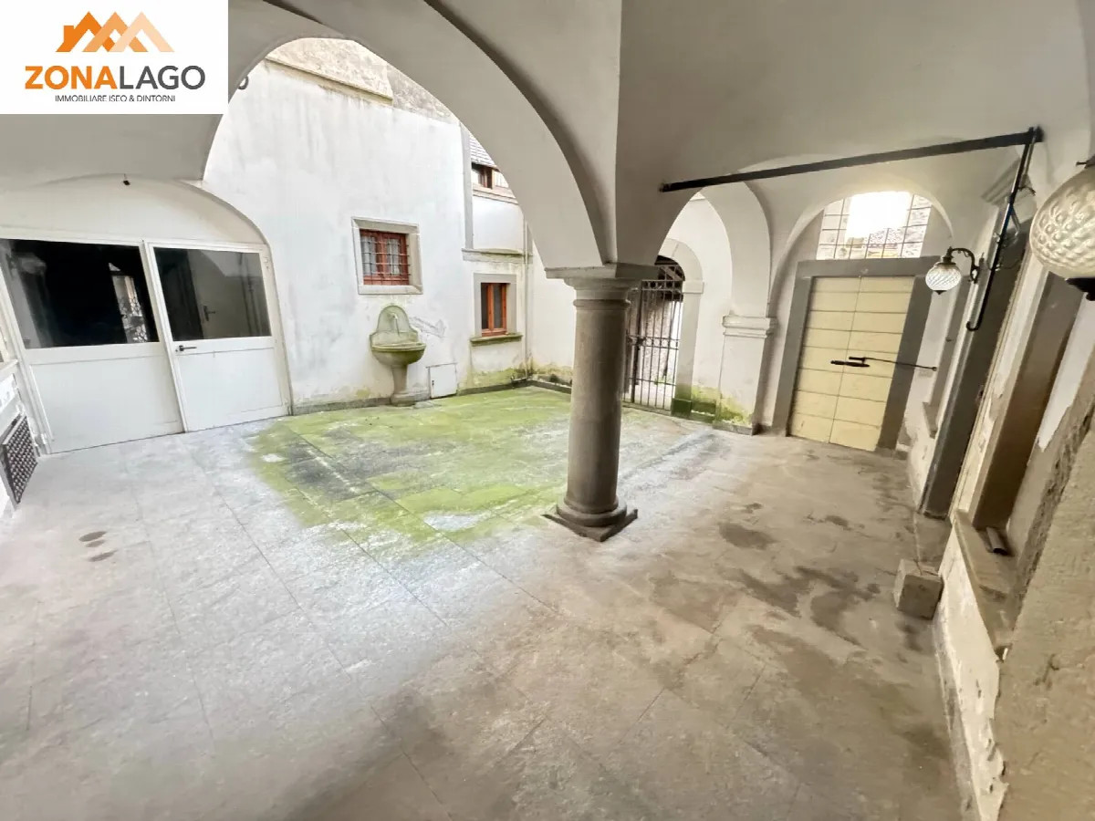 Appartamento in vendita a Sale Marasino, Centro/centro storico - foto 1