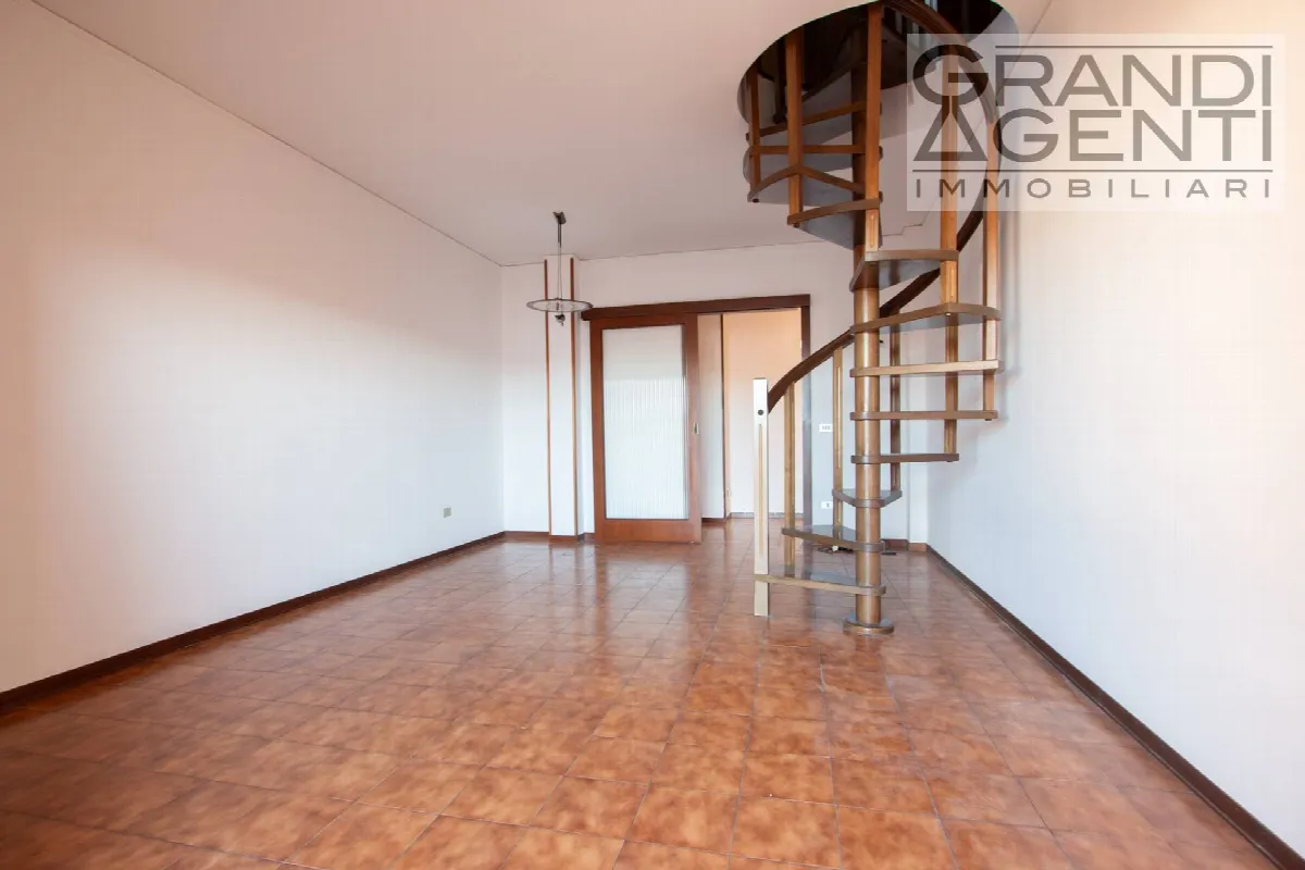 Appartamento in vendita a Verona, Borgo Venezia - foto 4